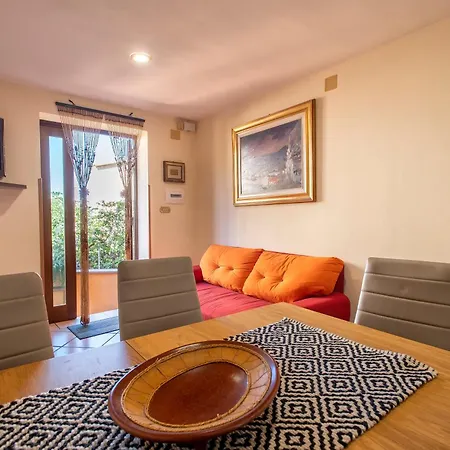 Sardinia Re - Bouganville House