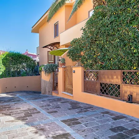 Sardinia Re - Bouganville House Apartment