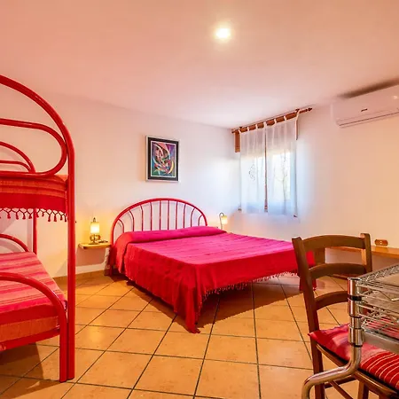 Apartment Sardinia Re - Bouganville House Castelsardo